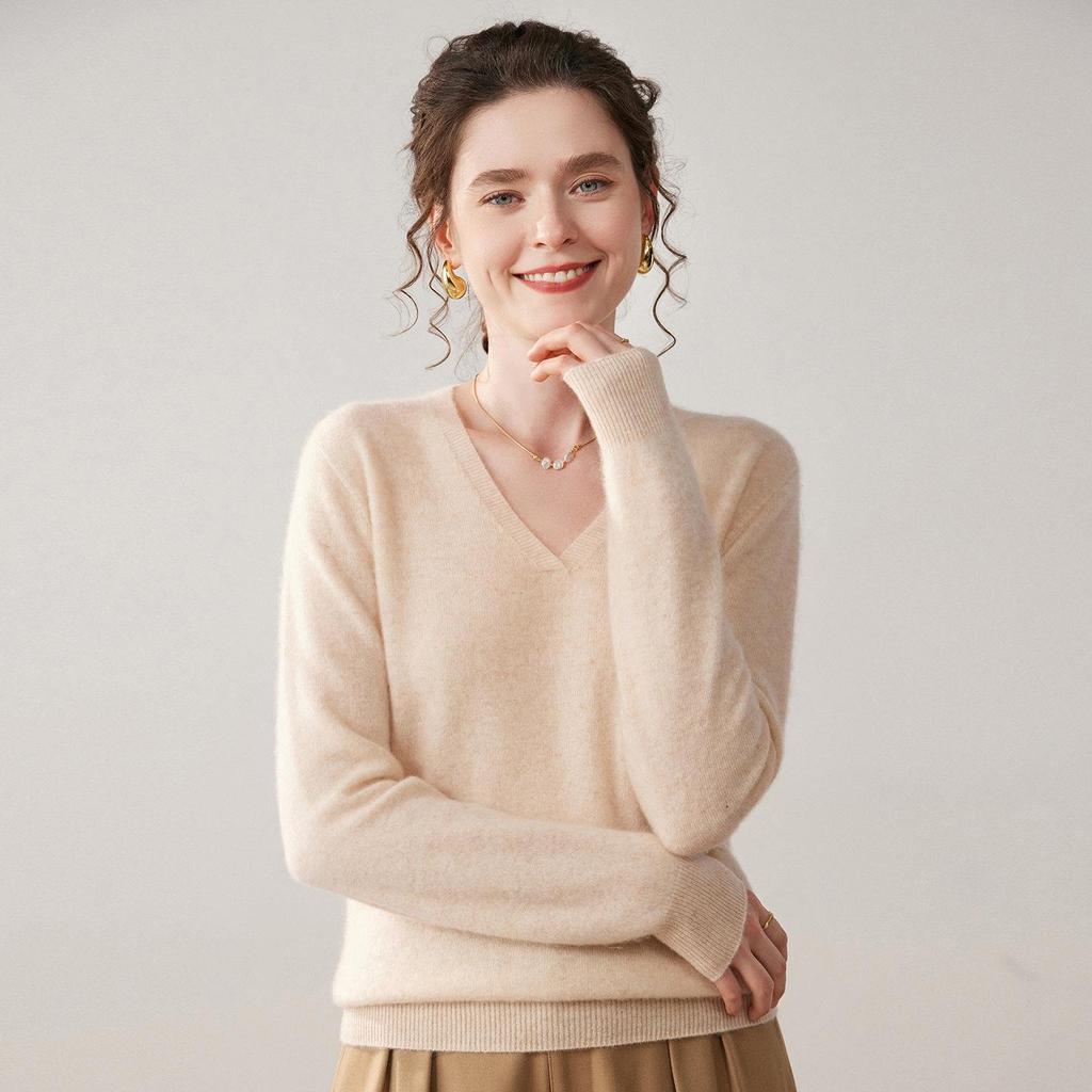 Women's V-Neck Cashmere Knit Sweater - Loose Fit, Long-Sleeve Pullover