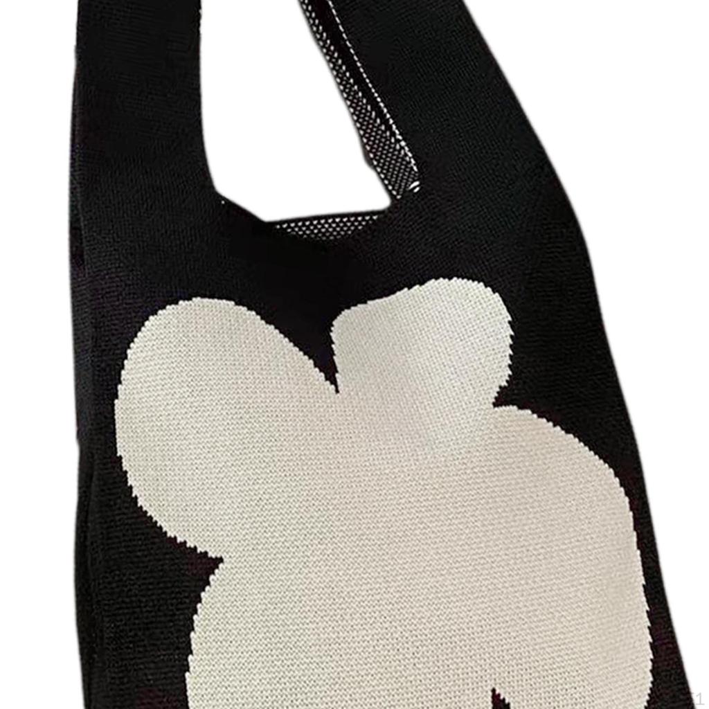 Fashionable Women's Shoulder Bag: Stylish Knitted Tote for Spring