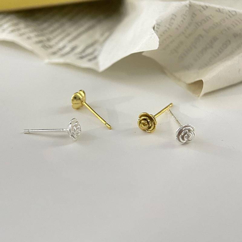 Small rose flower stud earrings women's niche design sense personalized earrings light luxury high-end temperament earrings