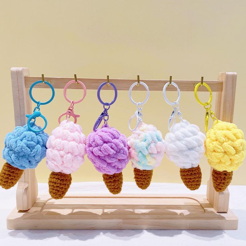 Handmade Woolen Woven Ice Cream Keychain, Simulated Ice Cream Cone Bag, Small Pendant, Cute Hanging Decoration, Small Gift