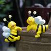 2Pieces Cute Climbing Bees Resin Pot Huggers Figurines for Personalizing Garden Patios Balconies and Home Decoration
