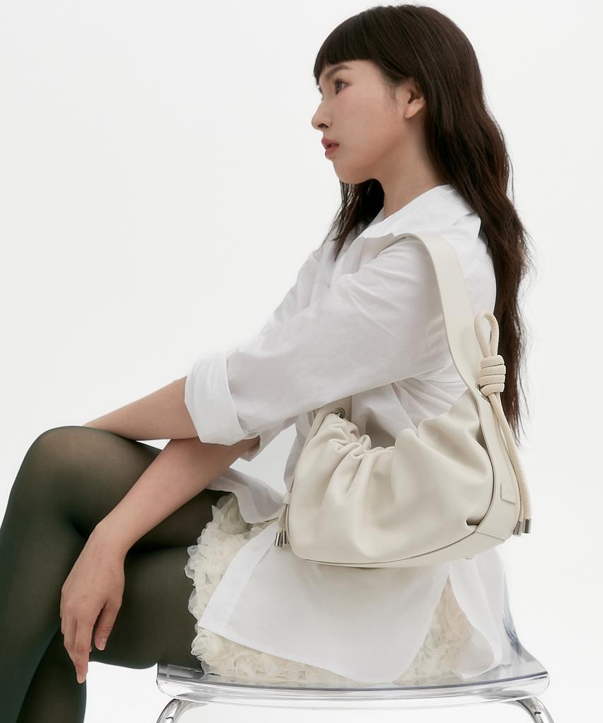 Afoye Poi Bag / Ivory