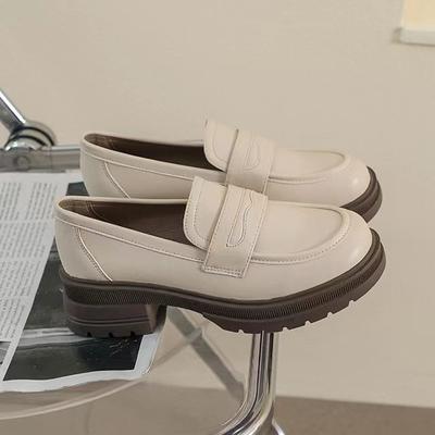 Mocassini con plateau da donna 2024 nuova primavera retrò scarpe in pelle piccola stile britannico un pedale tacco spesso suola morbida scarpe singole da donna