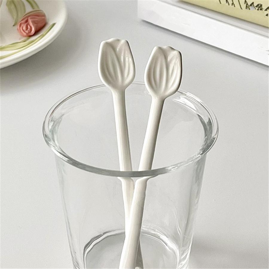 3/6pcs Ceramic Coffee Stirring Spoon, Ceramic Pure White Tulip Relief Creative Spoon, Coffee Supplies Small Spoon