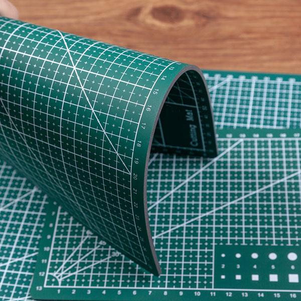 A4/3/2 Pvc Cutting Mat Cut Pad Board Self-Healing Handmade Diy Carving Tool Green