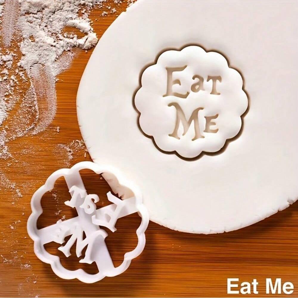 Taglia torta Mangiami Alice nel Paese delle Meraviglie Teiera Pazza Bevi Me Dolcetto Dessert Citazioni Taglierino Argilla Matta Mangia Cucina Biscotto Torta Strumenti
