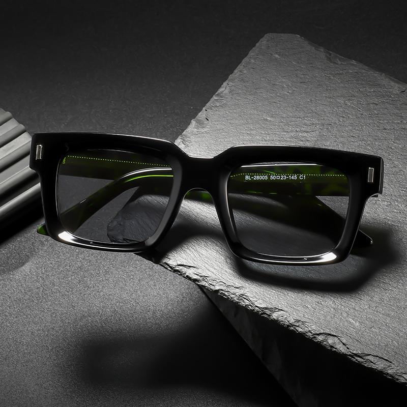 Fashion Retro Thick Legs Square Frame Sunglasses Men Women Popular Brand Large Frame Black Gray Glasses