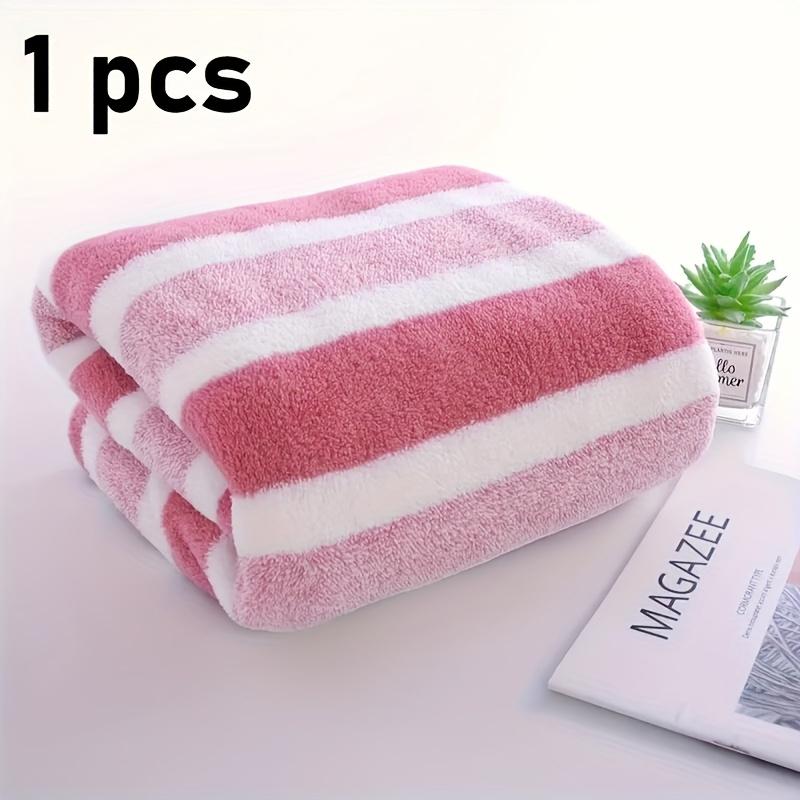 1-Pack Quick-Dry Absorbent Striped Towel for Adults Thick Polyester Blend Bath & Beach Towel with Vibrant Colors, Perfect for Camping, Bathroom