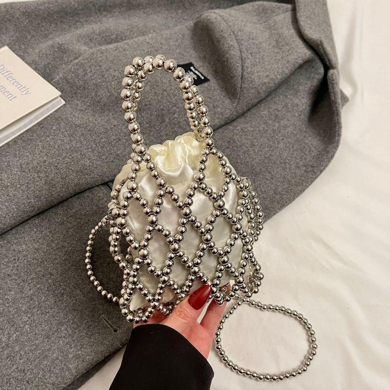 

Летняя Летняя Плетеная Ажурная Сумка-тоут с Серебристым Жемчугом Женская 2025 Новинка Сумка-мессенджер с бисером Сумка для мобильного телефона Silver small size