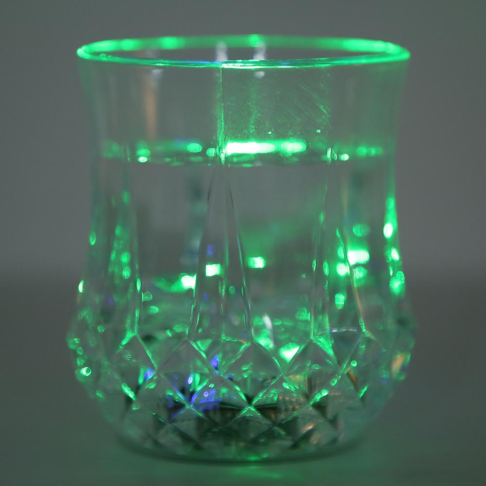 Automatic Light Color Change LED Flashing Cup Water Sensor Mug for Bar Party Supplies Gift