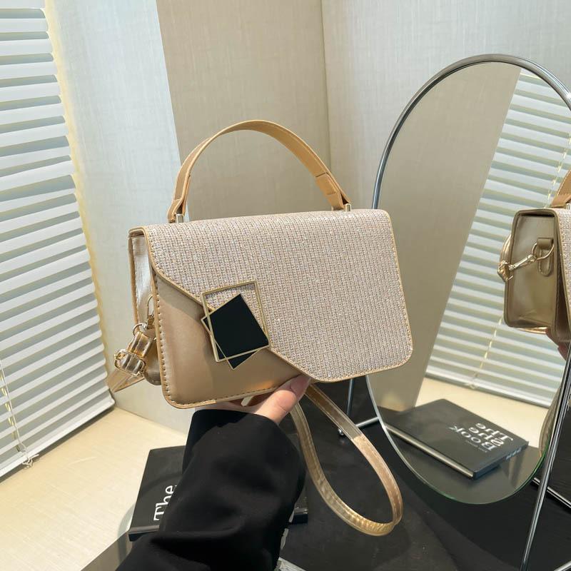 Fashion shoulder messenger bag, beautiful texture, textured bag 2025 new trendy women's bag, handbag, small square bag