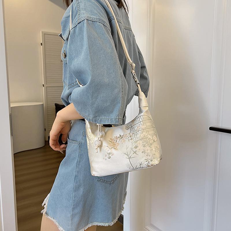 Silk Jacquard New Chinese Style Retro 2025 New Silk Jacquard Fashion Simple Shoulder Messenger Handbag
