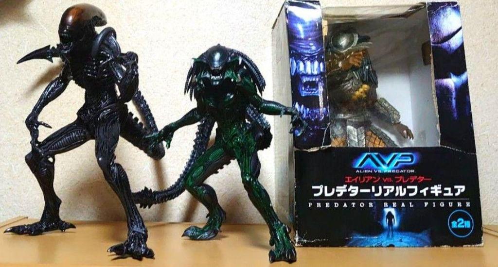 [USED] Alien Vs Predator Alien Predator Predalien Figure