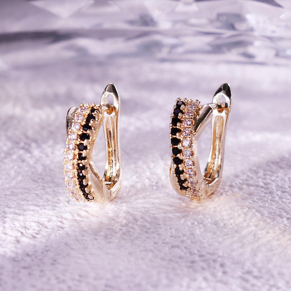 Fashionable Simple Double Row Black And White Zircon Ear Cuffs Women Earrings Elegant Daily Wear Jewelry Accessories