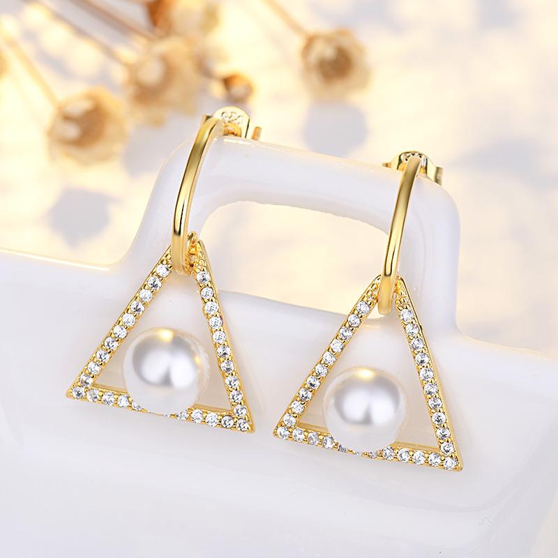 BELLA BOX S925 Silver Needle Vacation Style Fairy Ear Stickers, A Light Luxury And High-end Pearl Earrings