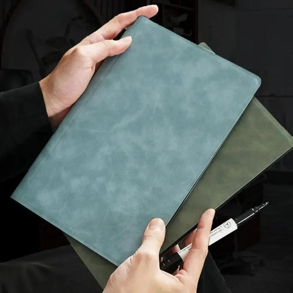 1 ks opakovaně použitelná sada notebooků na bílou tabuli s perem na vymazávání hadříkem Kožený poznámkový blok Týdenní plánovač Přenosná stylová kancelář