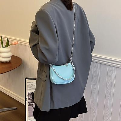 2025 Spring Fashion Versatile Commuter Small Bag Women's Solid Color Premium Textured Chain Crossbody Bag One Shoulder Saddle Bag