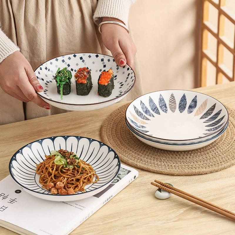 Japanese Style Ceramic Dinner Plate Creative Household Round Pasta Fruit Breakfast Plate Kitchen Tableware Accessories 2025 New