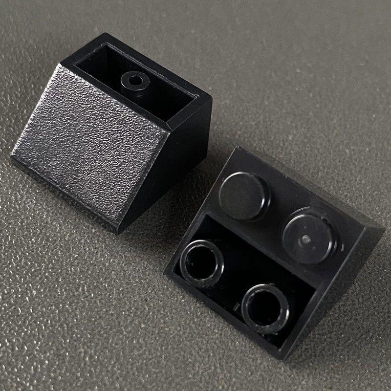 20pcs DIY Technical Slope Inverted 45° 2x2 Slope Anti-bevel Bricks MOC Parts Building Blocks Toys for Children  Compatible 3660