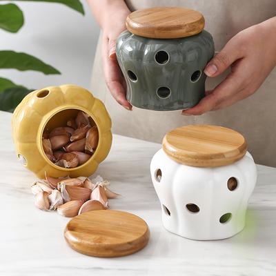 Barattolo creativo in ceramica per conservare l'aglio, bianco, traforato, con testa d'aglio, zenzero, peperoncino, miglio, pepe, scatola per caramelle per la casa