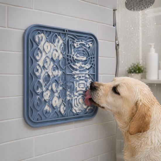Pet Slow Food Mat with Suction Cups Four-Zone Pet Food Tray for Slow