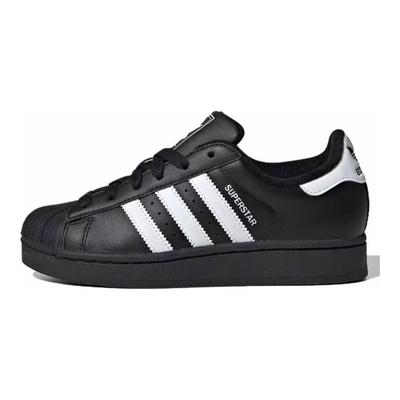 Încălțăminte pentru femei – Adidaşi