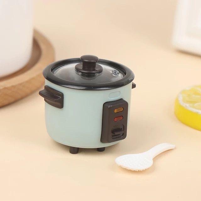 Dollhouse Cute Realistic Miniature Kitchen Appliance Model Openable Door for Playtime Storage Scene Decoration Decor Room Decor
