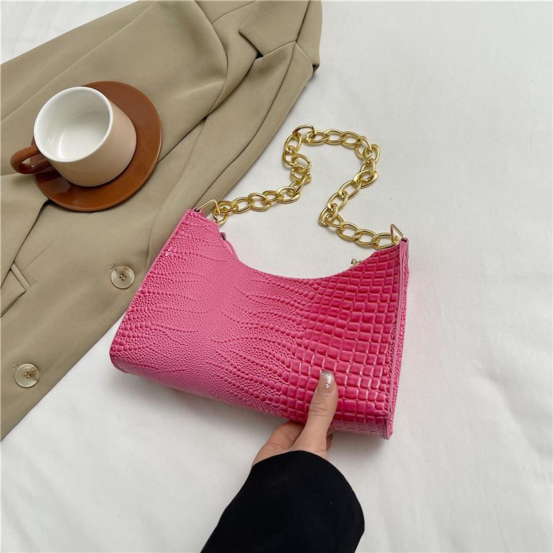 Stylish Urban Commuter Handheld Chain Shoulder Bag For Women 2024 Trendy Small Square Bag