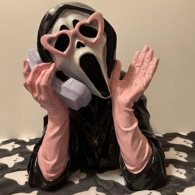 Krzyczący Duch Figurka Halloween Duch Twarz Statua Kolekcjonerska Żywica Postać Horroru Ornament na Półkę Kominkową Dekoracja Szafki