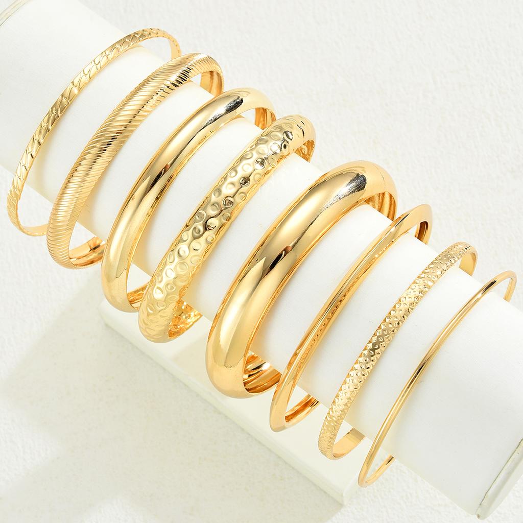 Vintage Boho Gold Color Metal Bangles Set for Women Punk Hiphop Textured Bracelets Fashion Wedding Daily Wear Party Jewelry Gift