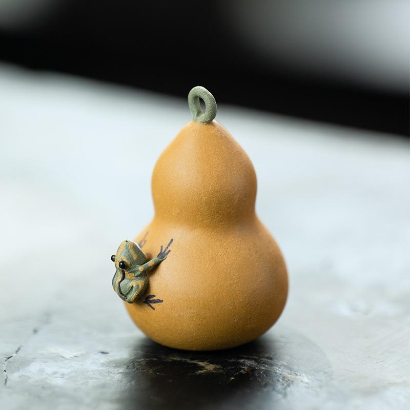 Yixing Zisha Water Spraying Frog Gourd Tea Pet Vintage Tea Sculpture Tea Figurine Play Toys Tea Statue Ornaments Supplies Craft