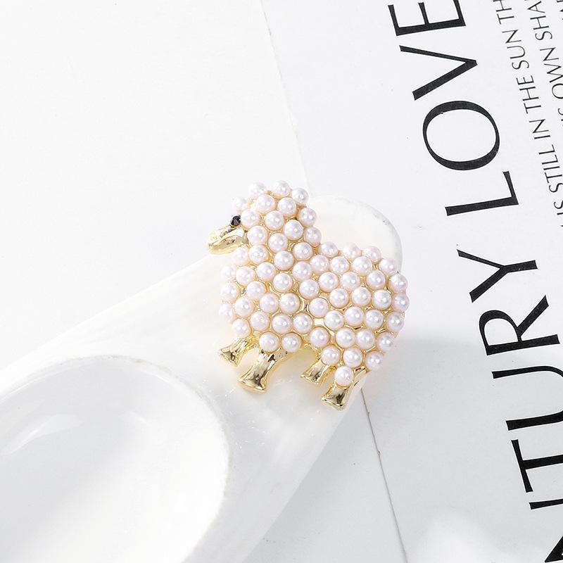 1Pcs Fashion Pearl Sheep Themed Animal Brooch Exquisite Unisex Jewelry for Men Women Work Wear Daily Decoration