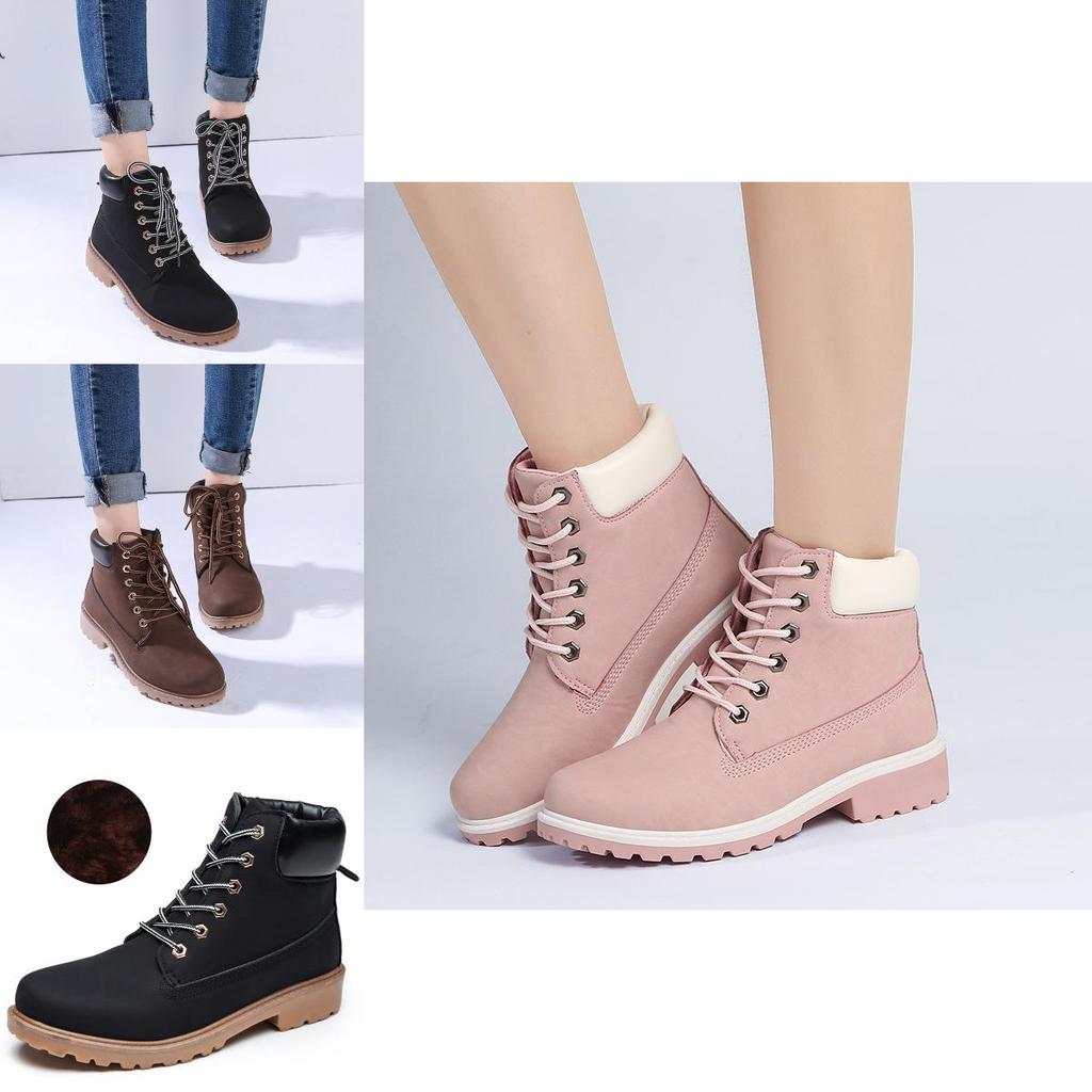 Elegant Women's Work Boots With Timeless Appeal And Outdoor Versatility