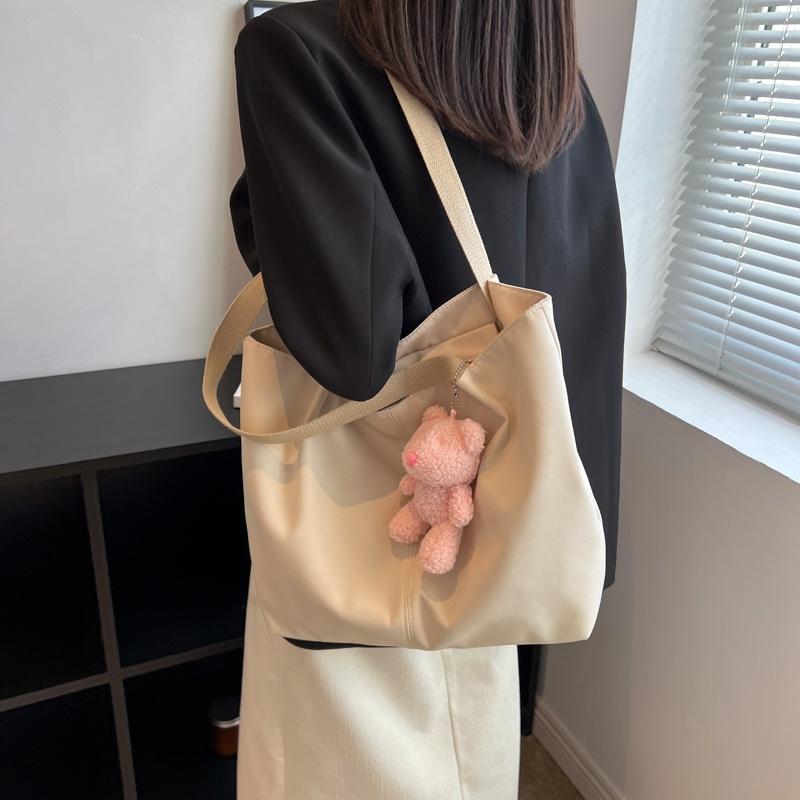 IELGY Versatile Solid Color Small Fresh Japanese Fashion Shoulder Bag Women