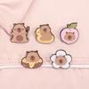 Insigne Emailate Capybara Desen Animat Drăguț Cappy Gogoașă Floare de Păr Broșe Animale Insignă Rever Rucsac Bijuterii Cadouri Pentru Copii Prieteni