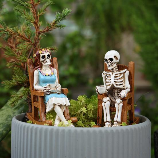 Skeleton Couple Figurine Resin Male And Female Skeleton Ornament Skeleton On Rocking