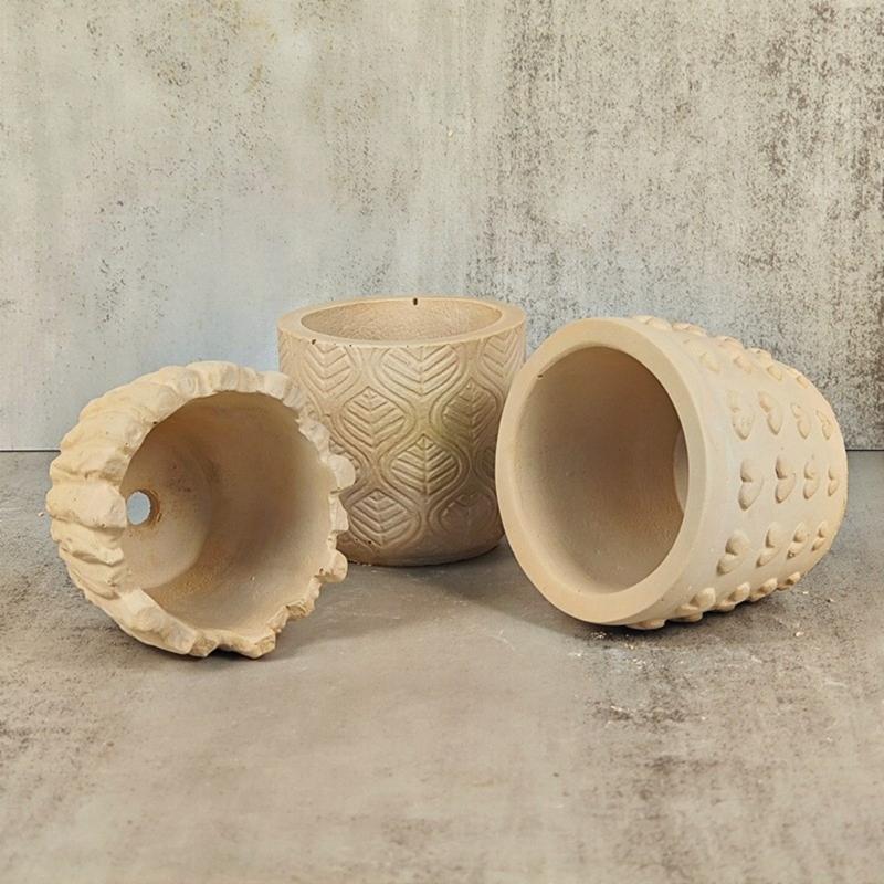 3D Relief Heart Vase Mold DIY Succulent Flower Pots Silicone Mold for DIY Crafts Unique Planter Candle Holder Gypsum