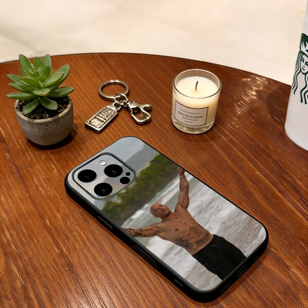 

Чехол для телефона Вин Дизель Мягкий Силиконовый черный Для IPhone 17 16 15 14 13 12 11 X XR Plus Pro Max Plus iPhone12