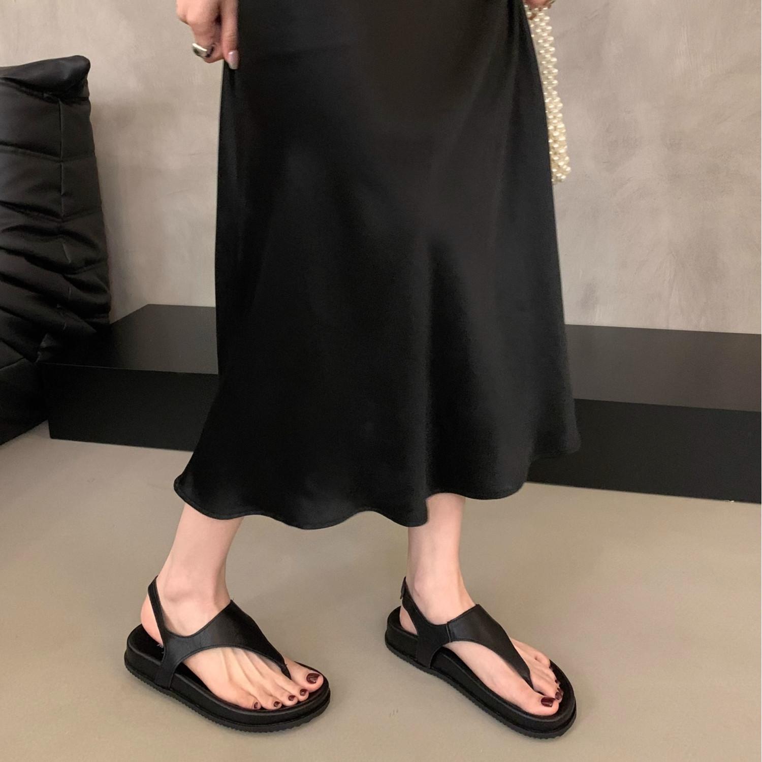 

With skirt~ retro flip-flop toe sandals women s 2025 summer new leisure vacation Roman platform sandals 40 чорний