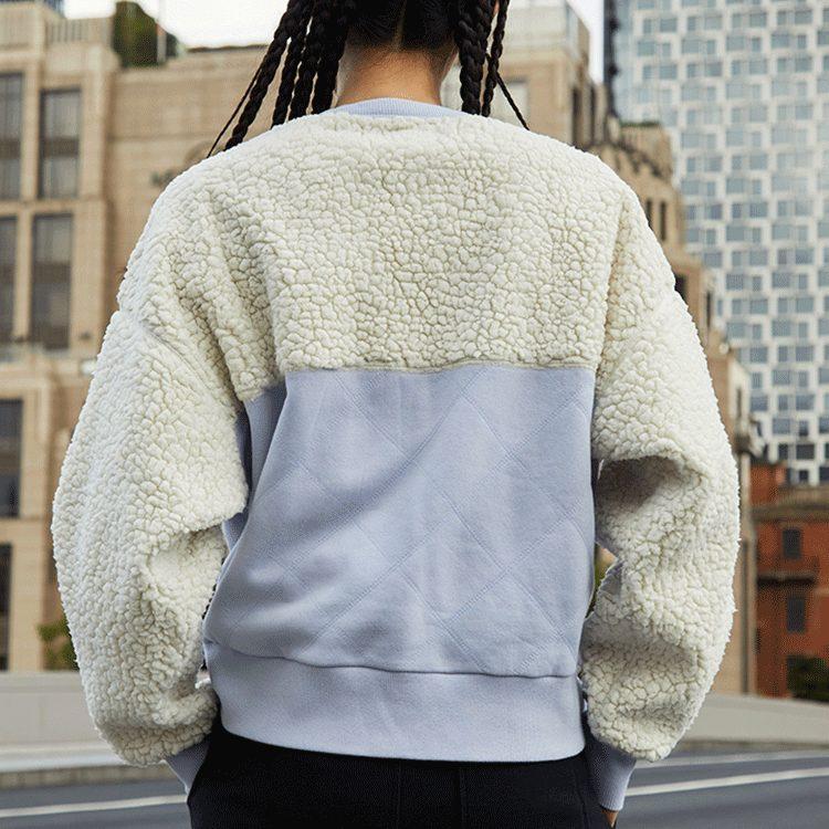 Converse Sweatshirts Women's Milk White Crew Neck Moderate Regular 10022348-A04