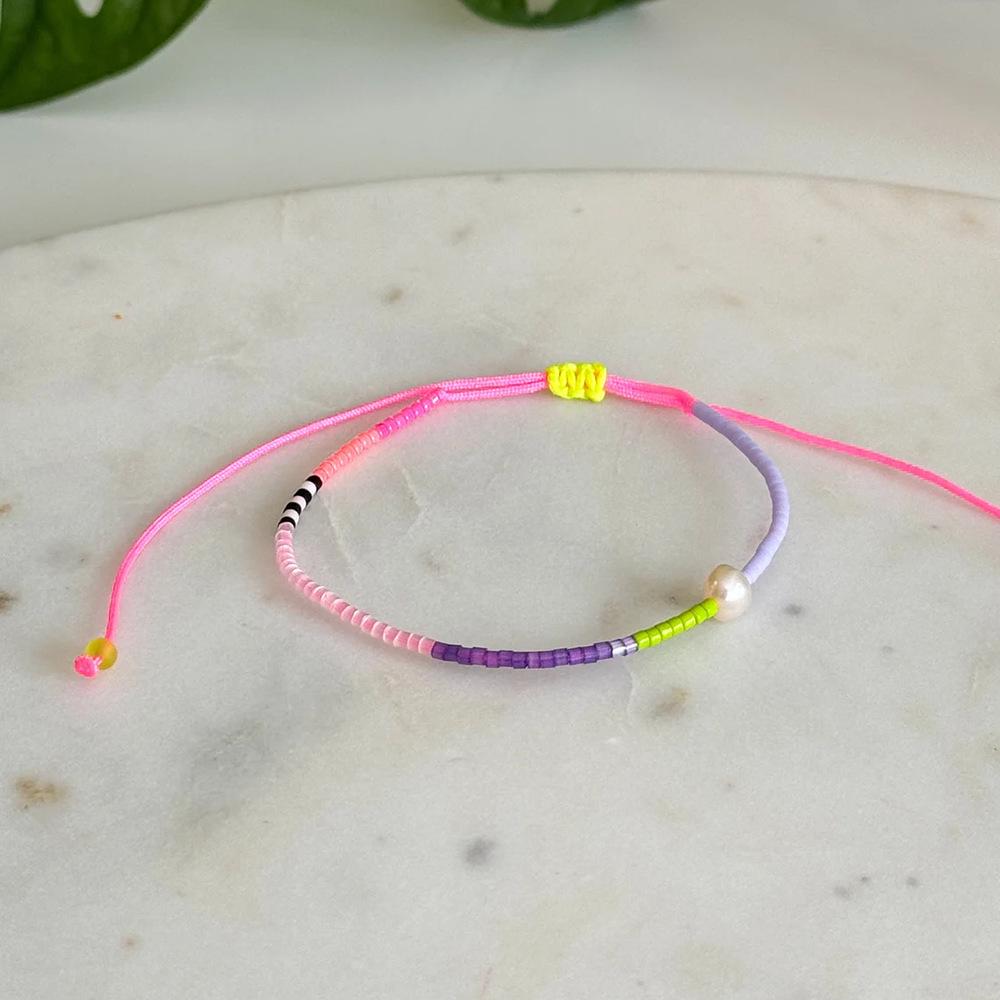 Boho Chic Beaded Freshwater Pearl Bracelet: Handcrafted, Colorful & Stylish