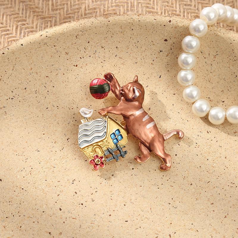 European & American Retro Kitten Rhinestone Brooch with Exquisite Inlaid Diamonds