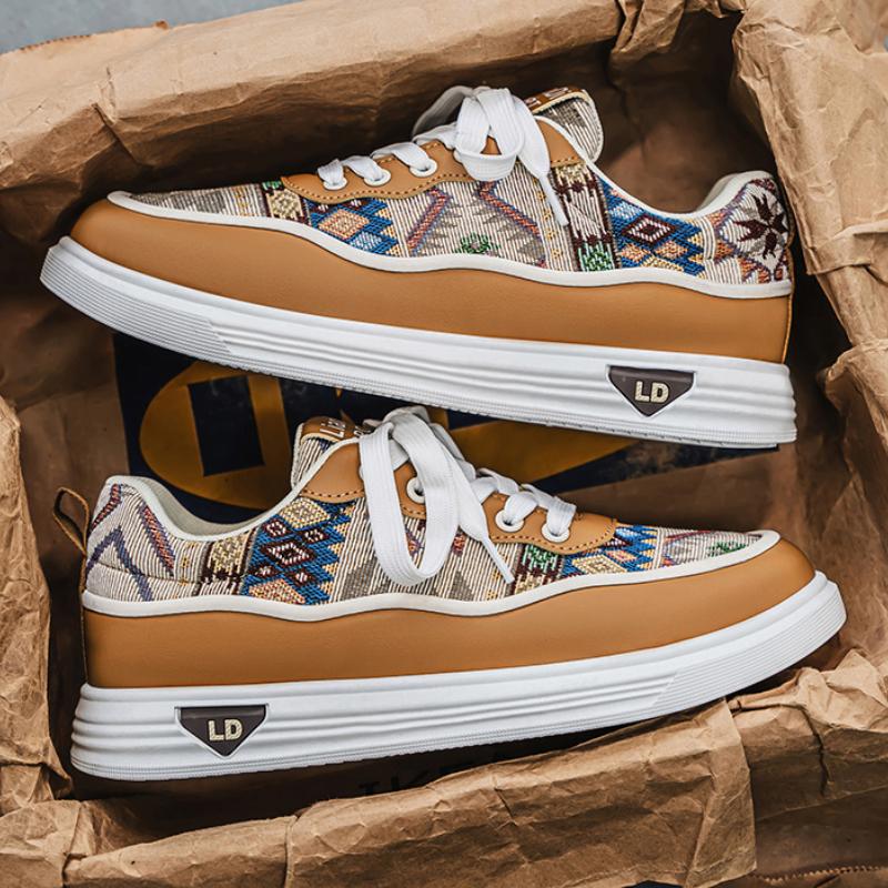 Men's Fashion Casual Low Top Skateboarding Shoes Boys Comfortable Sneakers Male Students Trending Soft Sole Classic Breathable Gym Non-slip