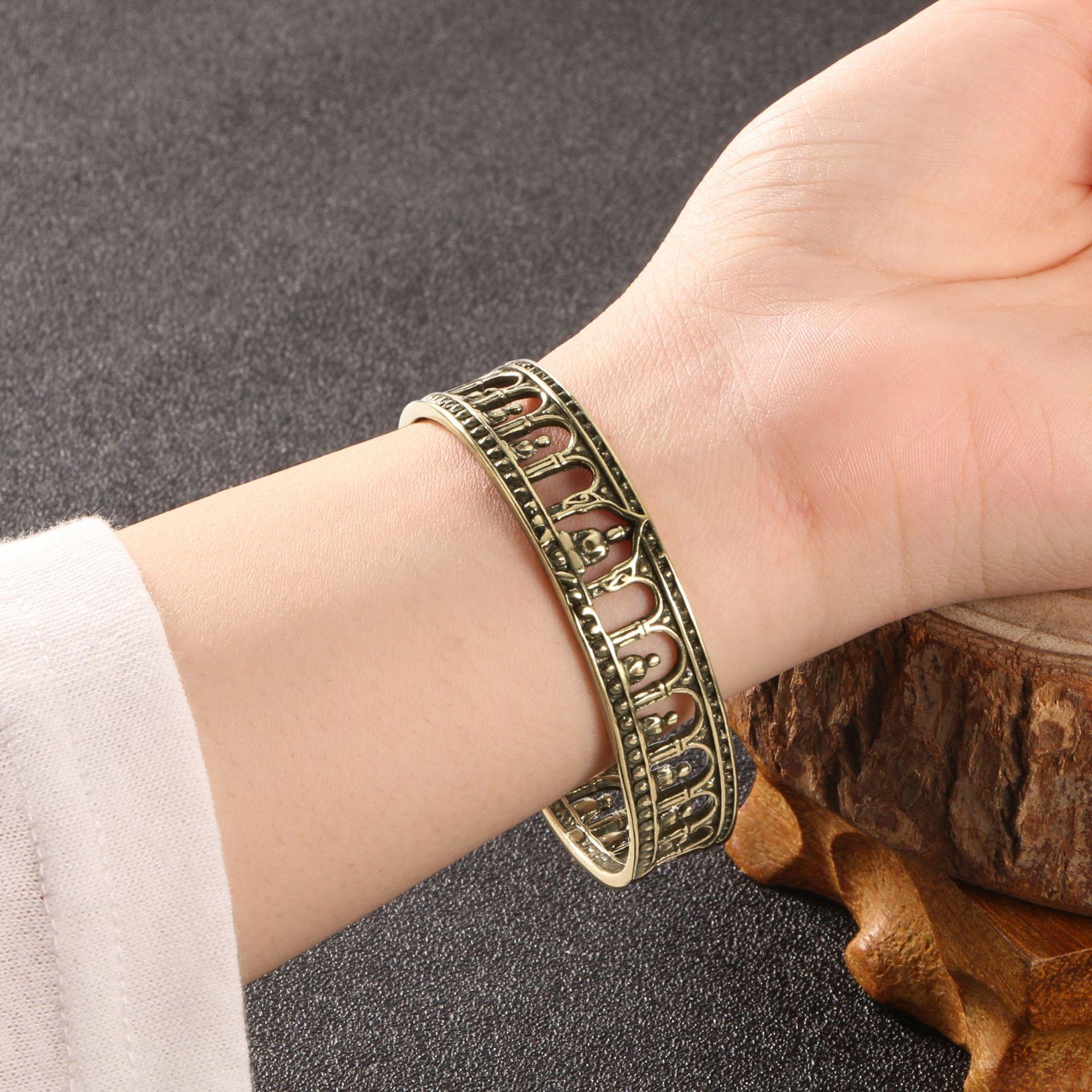 Brass Buddhist Buddha Statue Figurines Zen Inspired Bracelet Ornaments Grotto Buddhist Niche Hollow Handicrafts Souvenir
