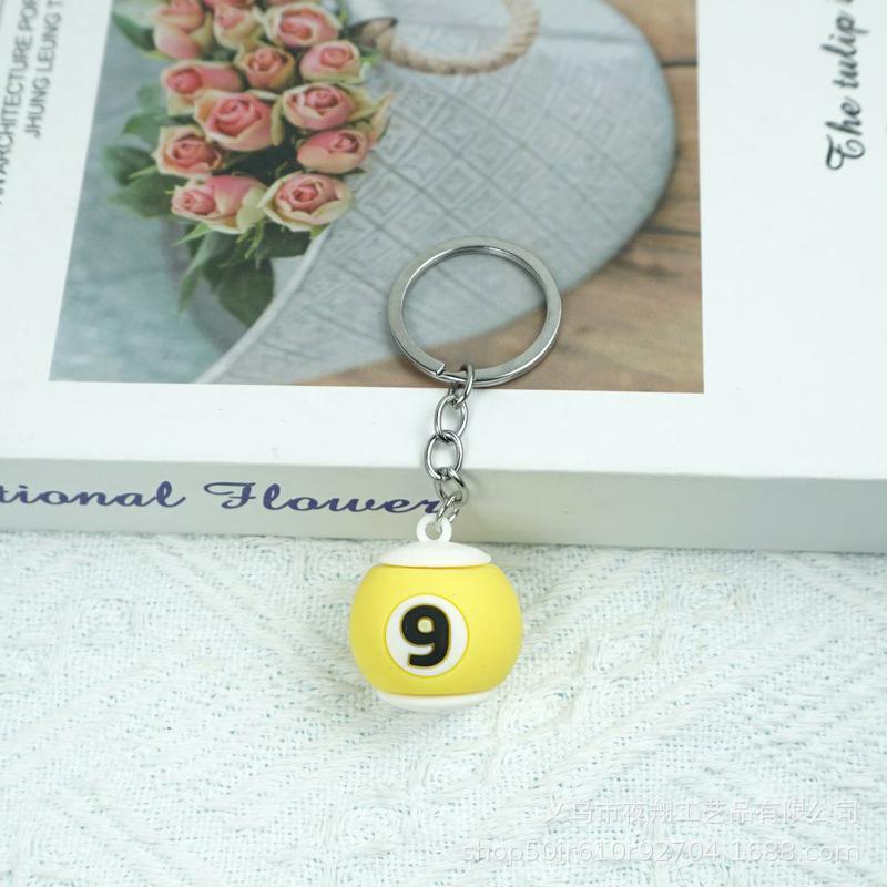 

Брелок One Size чёрный