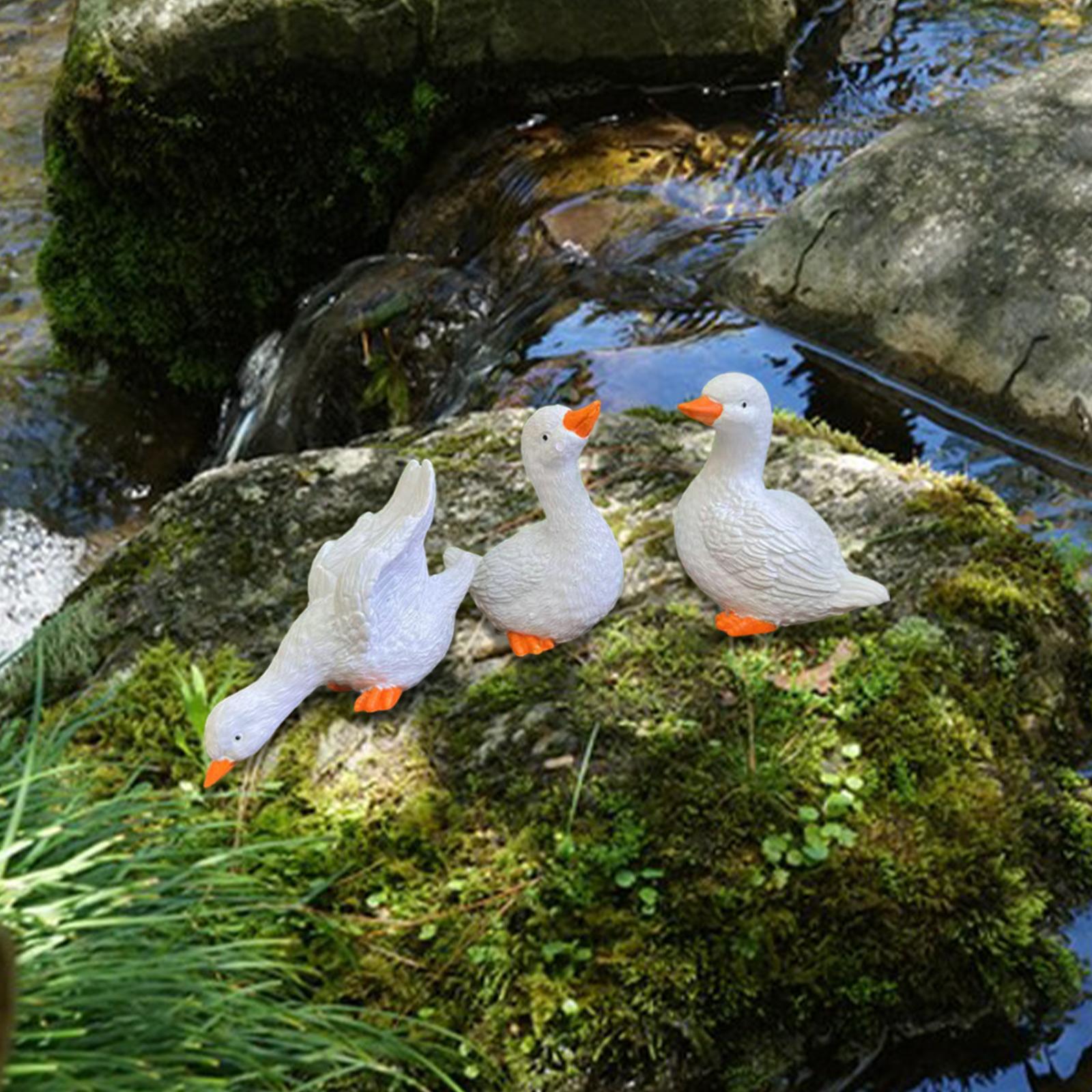 

Garden Duck Statues Resin Animal Figurines Lifelike Goose Sculpture Yard Decorative for Outdoor Garden Decoration белый