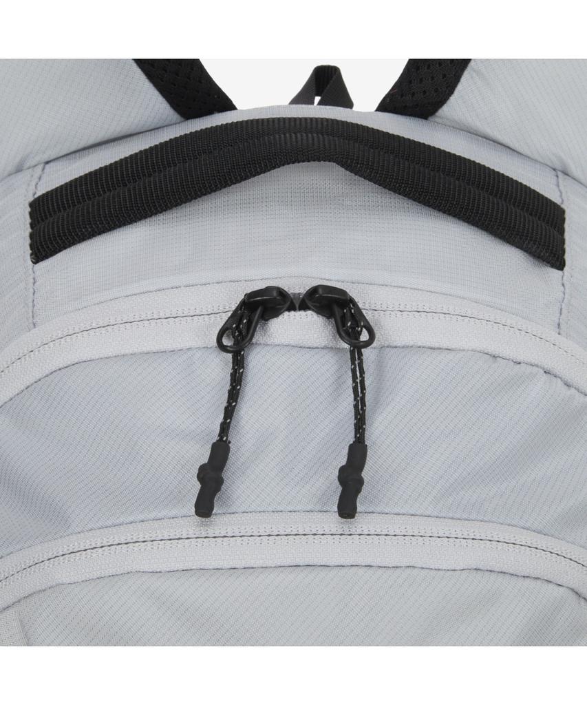 The North Face Nm2Ts15B Ascend Lt 15 Stone Gray