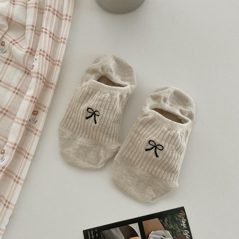 Solid Color Bow Embroidery Silicone Non-Slip Invisible Socks Children, Light Mouth Summer Boat Socks