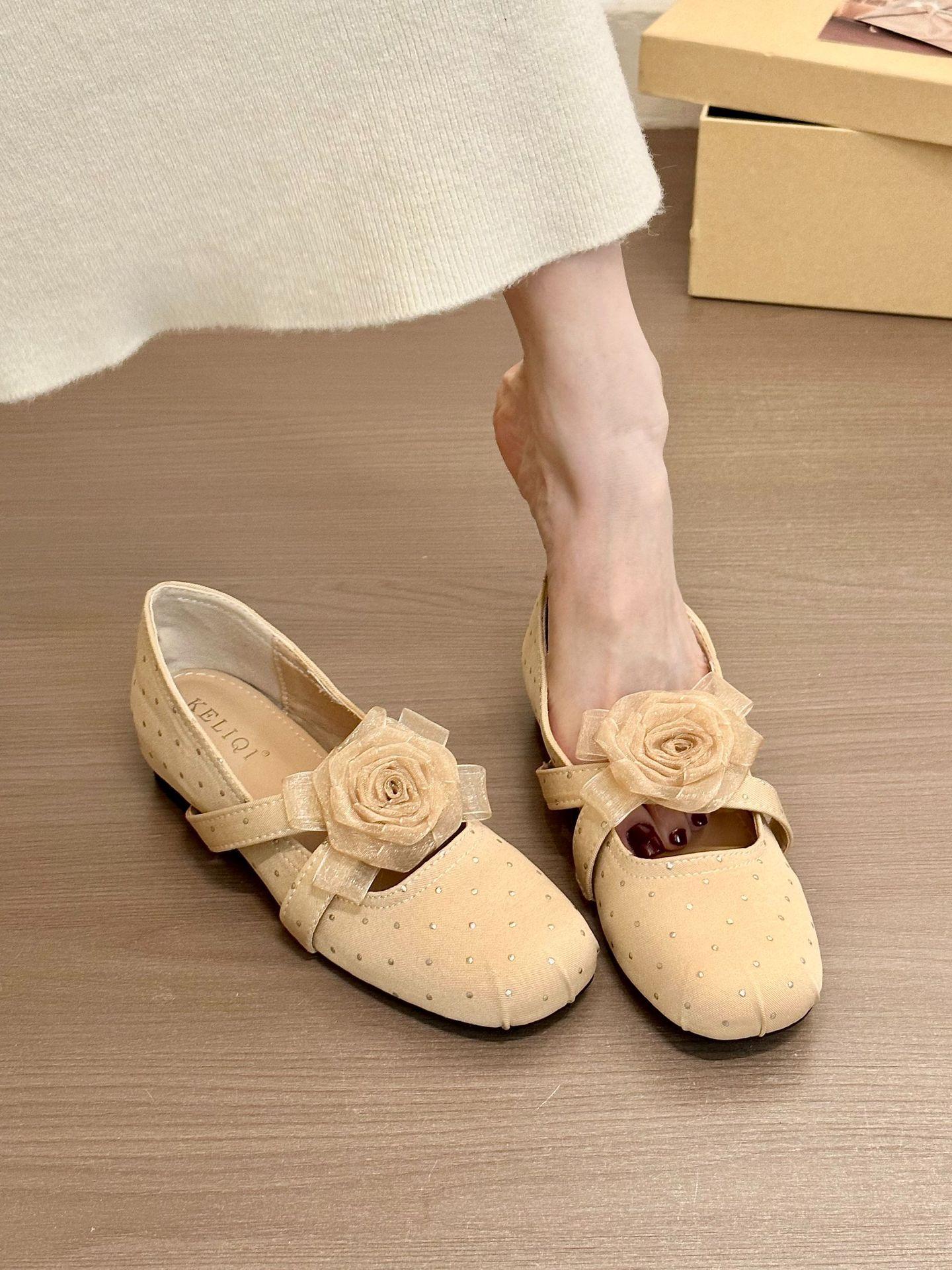

Jasmine rose! Gypsy square head mesh yarn flower inner height increase Mary Jane shoes women s 2025 spring platform single shoes 40