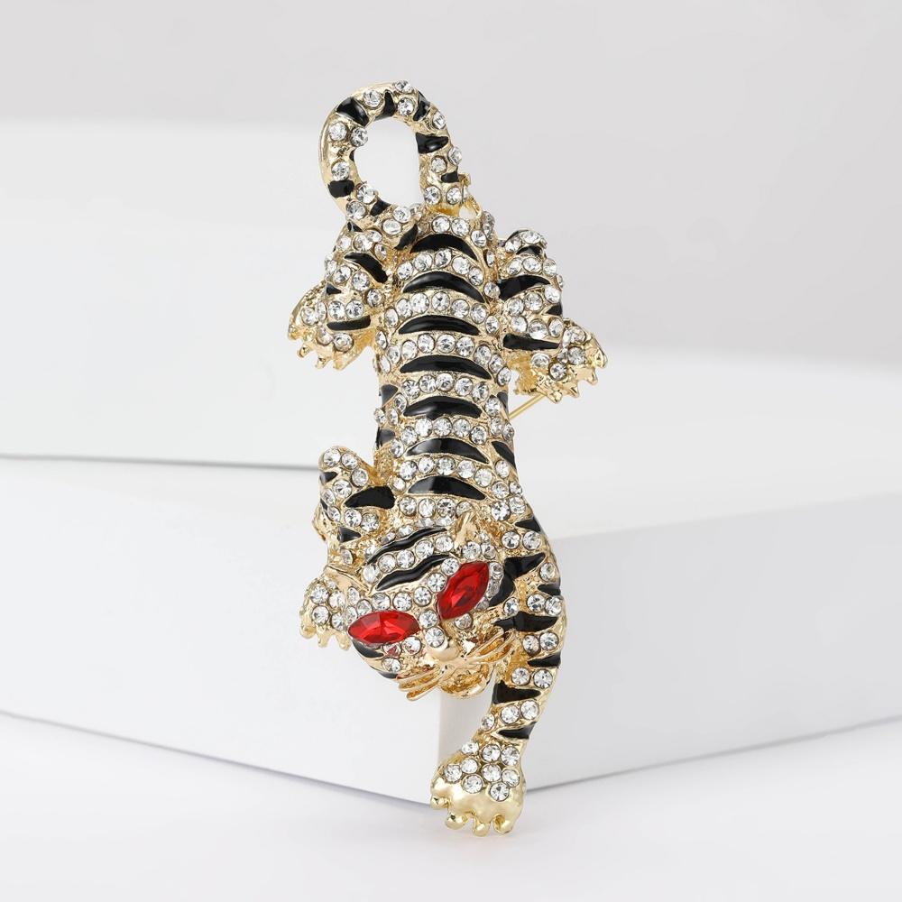 Versatile Exquisite Alloy Rhinestone Tiger Brooch, Bold Personality Men's Suit Coat Flower Pin Jewelry Pin